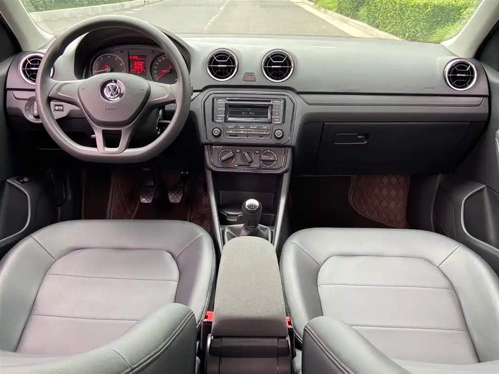Volkswagen Jetta 2019 2019 Dream Edition 1.4L Manual Fashion