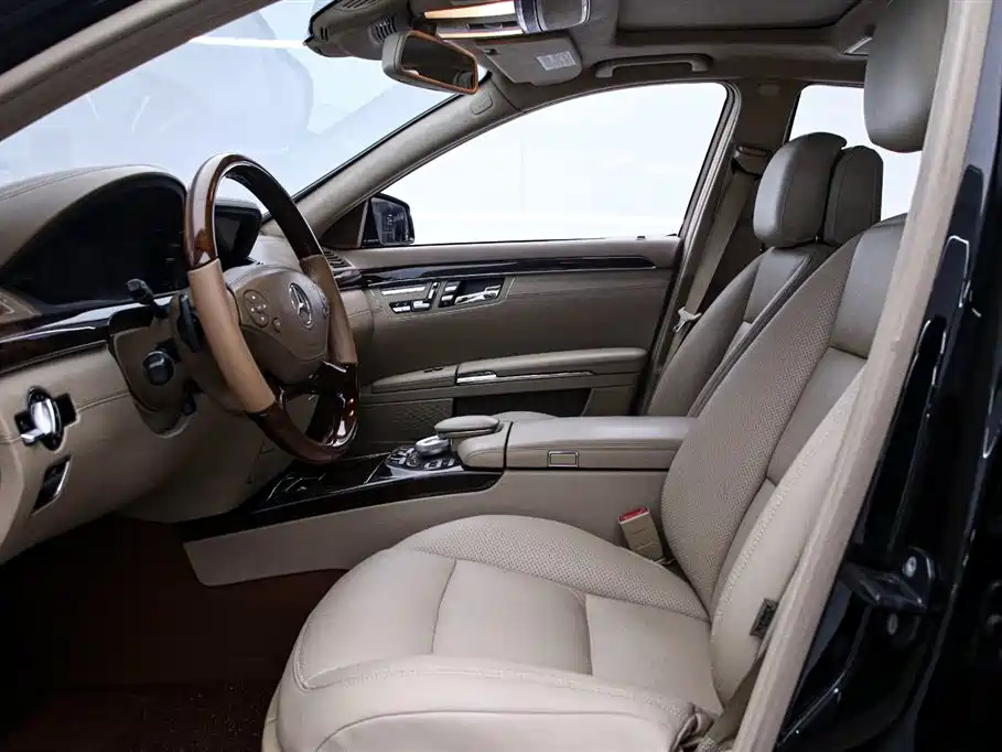 Mercedes-Benz S-Class 2011 S 500 L CGI 4MATIC фото 12