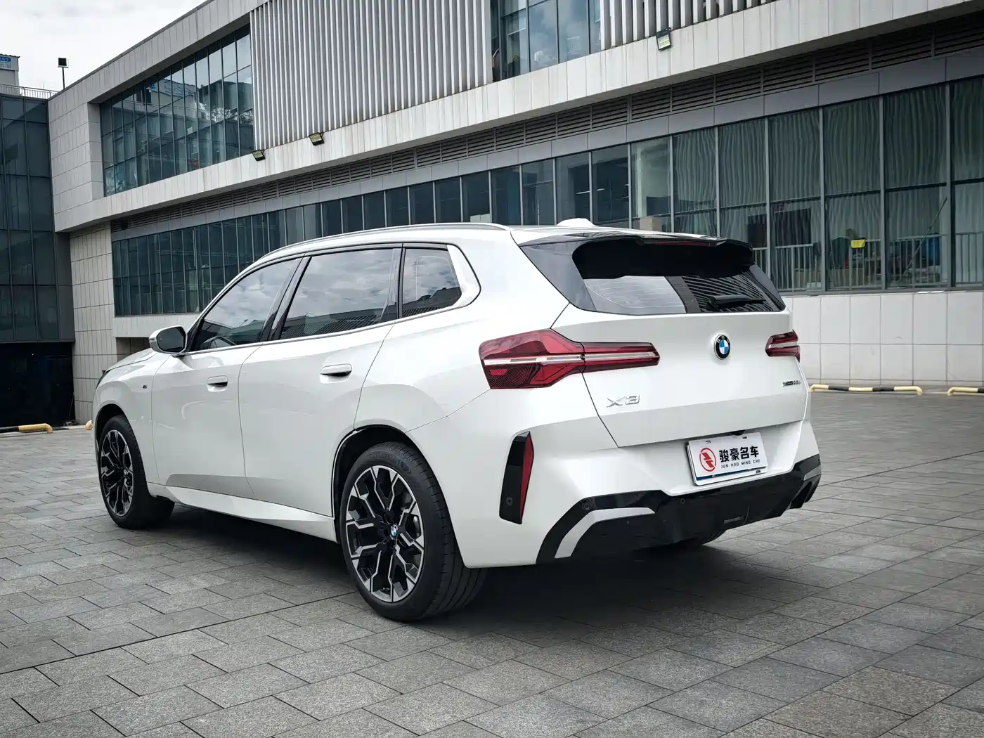 BMW X3 2025 xDrive30L Premium Model M Sport Black Package фото 27