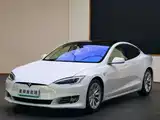 Фото 1 - Tesla Model S