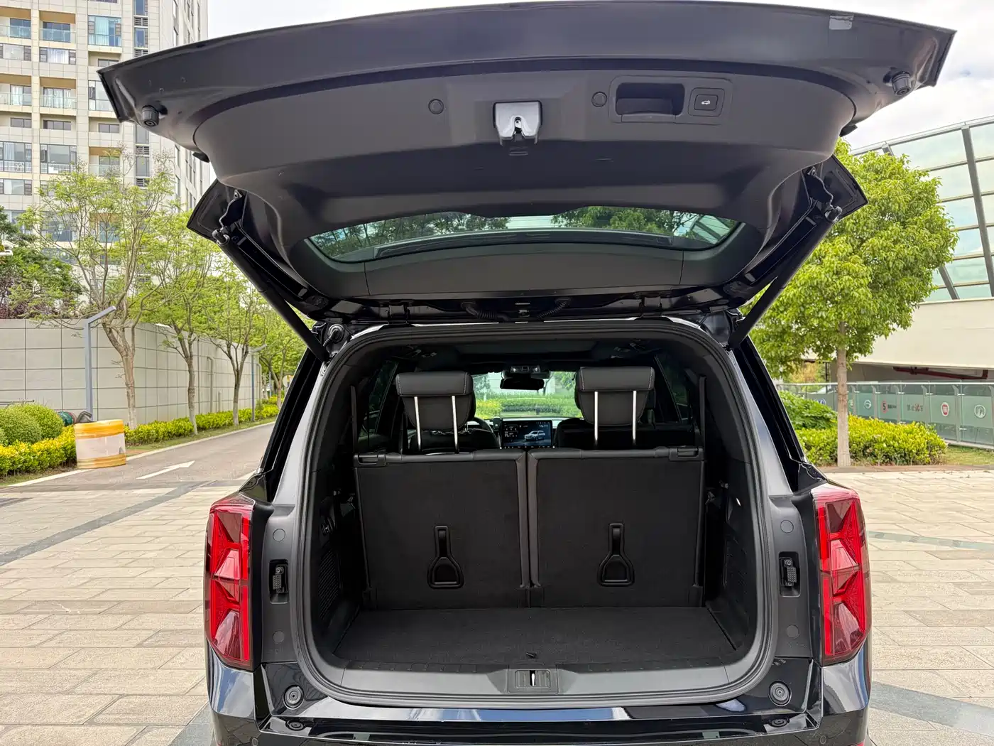 GAC Trumpchi Trumpchi GS8 2022 Pilot Series 2.0TGDI 2WD Premium Edition (7-Seater) фото 43