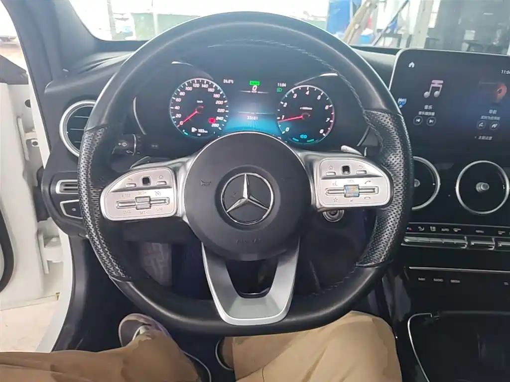 MERCEDES-BENZ CLASS C