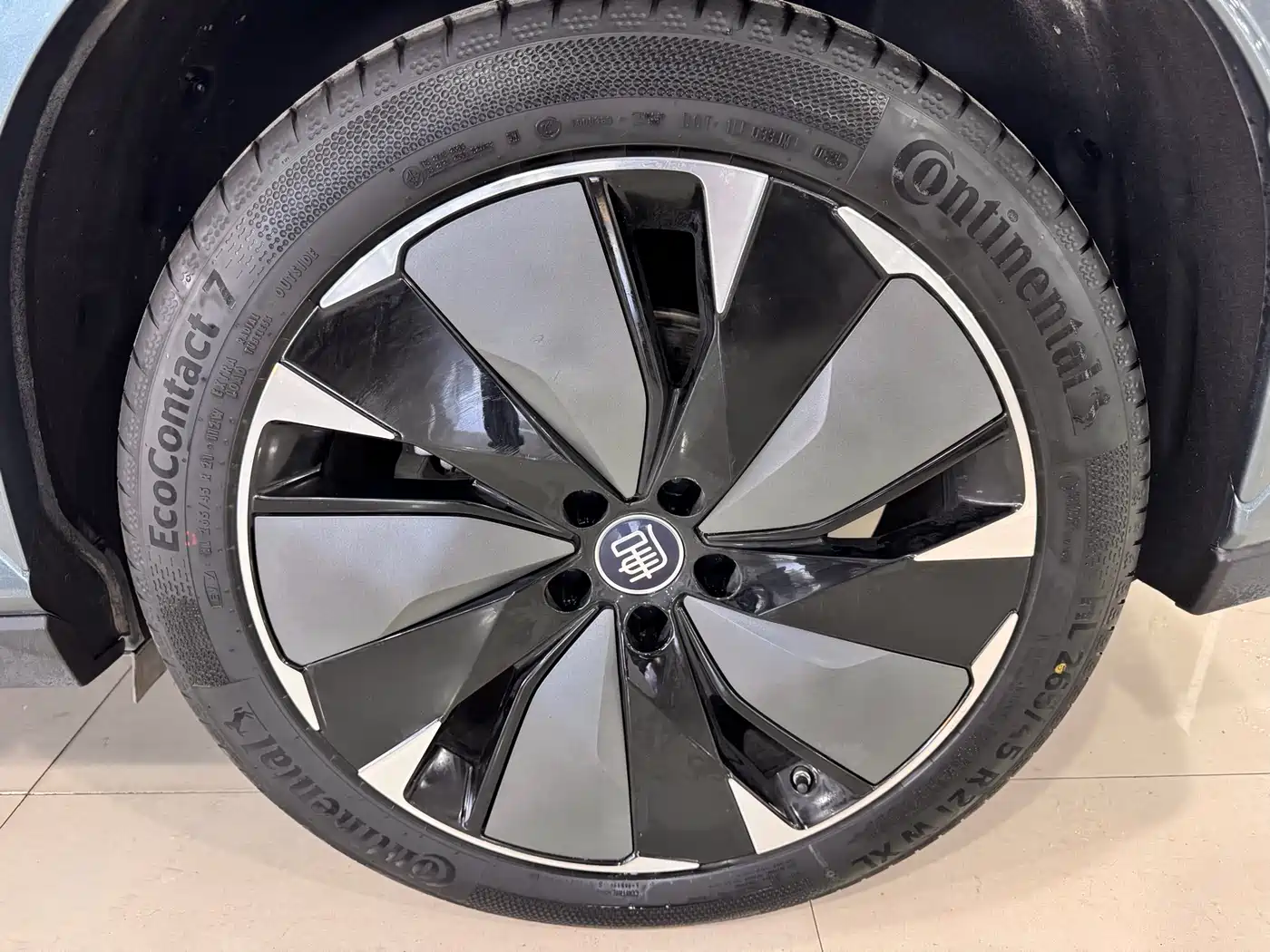 BYD Tang L 2025 DM 175KM Drone Player Edition фото 11