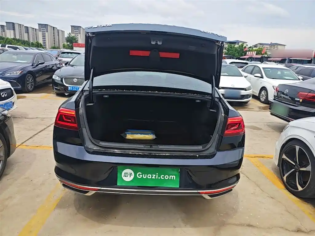 Volkswagen Magotan 2020 330TSI DSG Leading фото 19