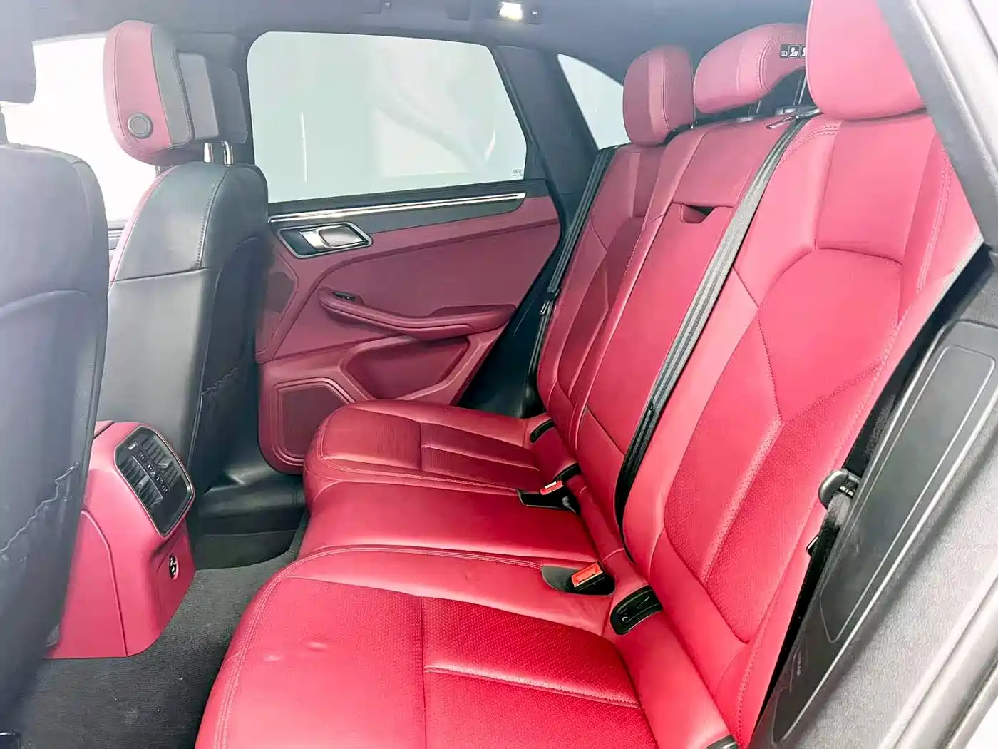 Porsche Macan 2022 Macan 2.0T фото 14