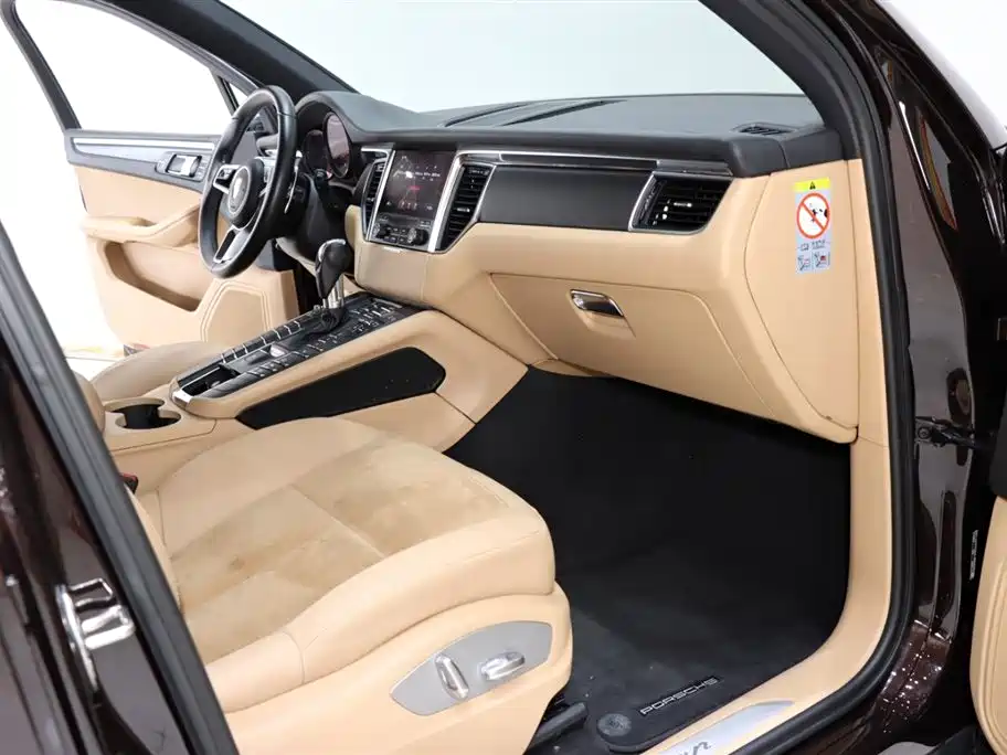 Porsche Macan 2017 Macan 2.0T фото 7