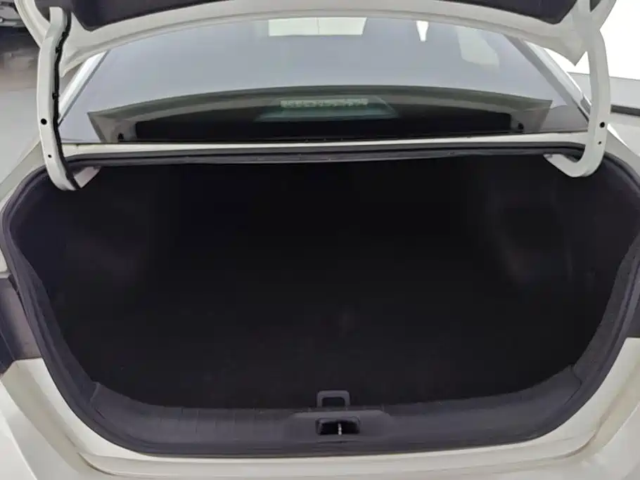 Photo 4 - Nissan Teana
