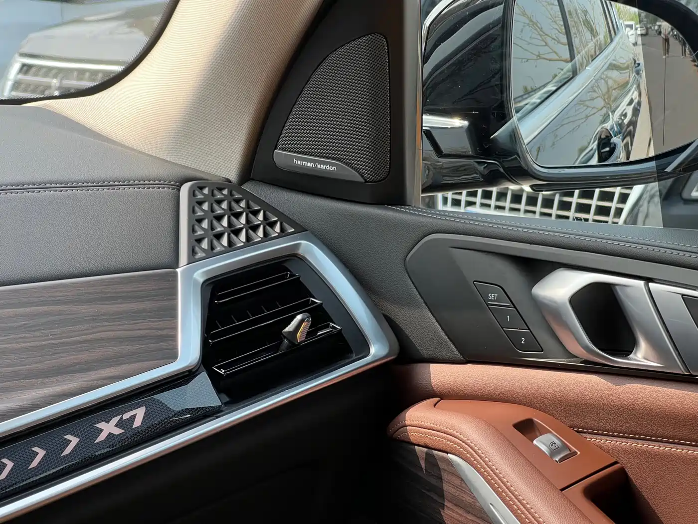BMW X7 2023 xDrive40i Leading Luxury Package фото 15