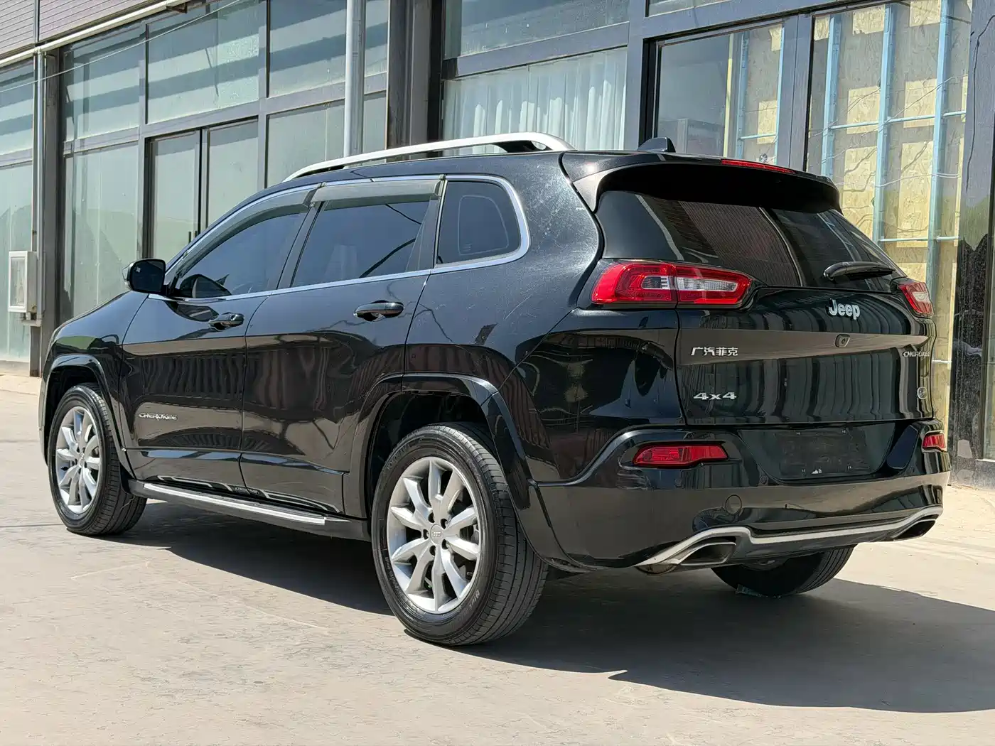 Jeep Cherokee 2018 2017 2.4L Professional Smart Edition