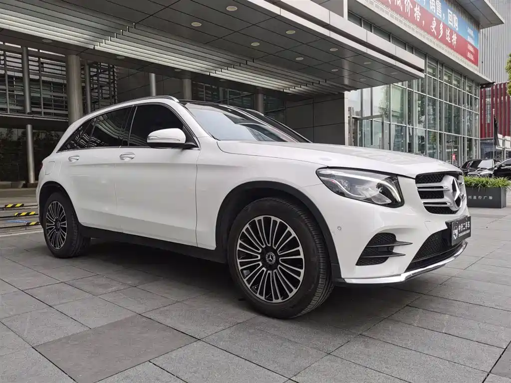 Mercedes-Benz GLC 2019 GLC 260 L 4MATIC Dynamic фото 3