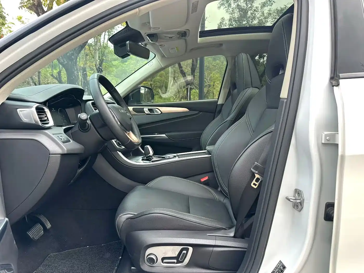 Lynk & Co 01 2019 2.0T 2WD Type Pro Version China VI фото 5
