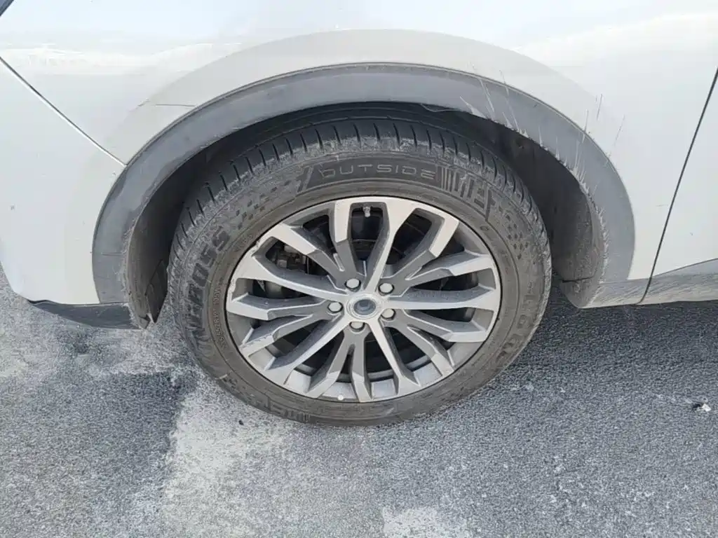 Фото 23 - Haval H6