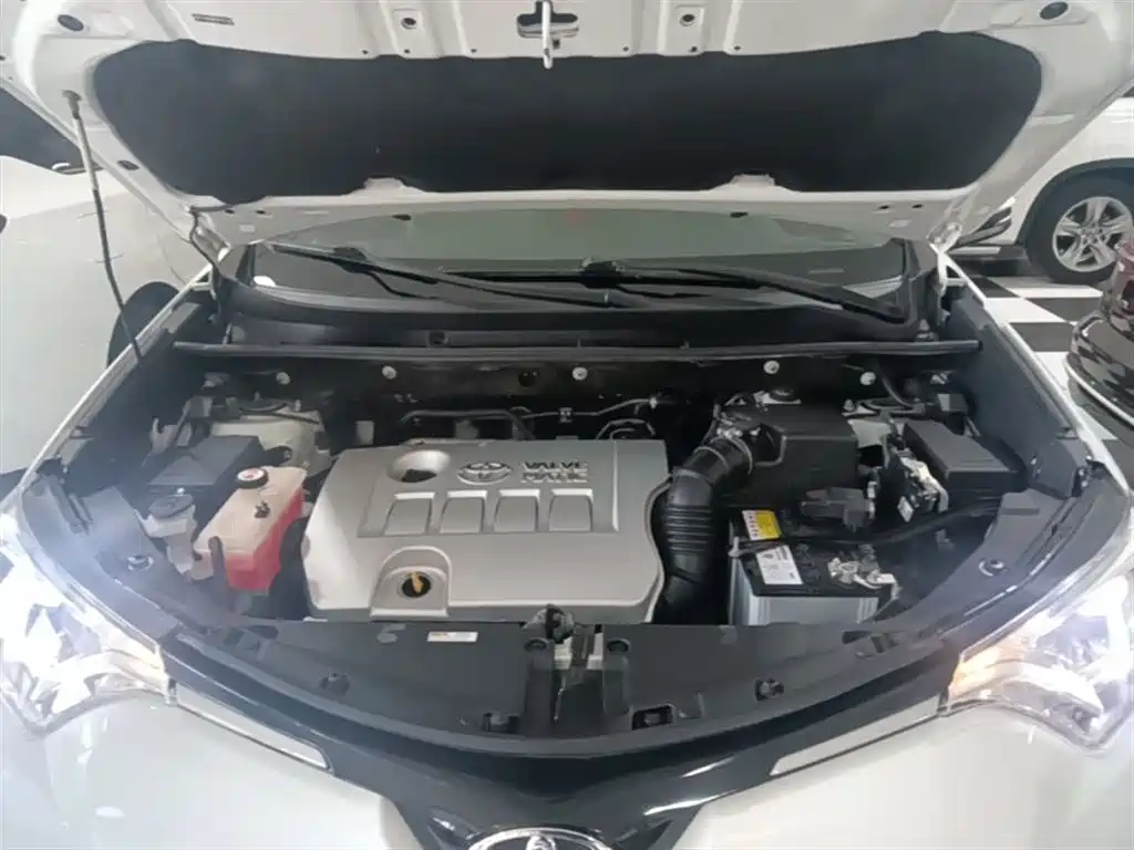 Toyota RAV4 Rongfang 2019 2.0L CVT 2WD Trend Edition China VI фото 20