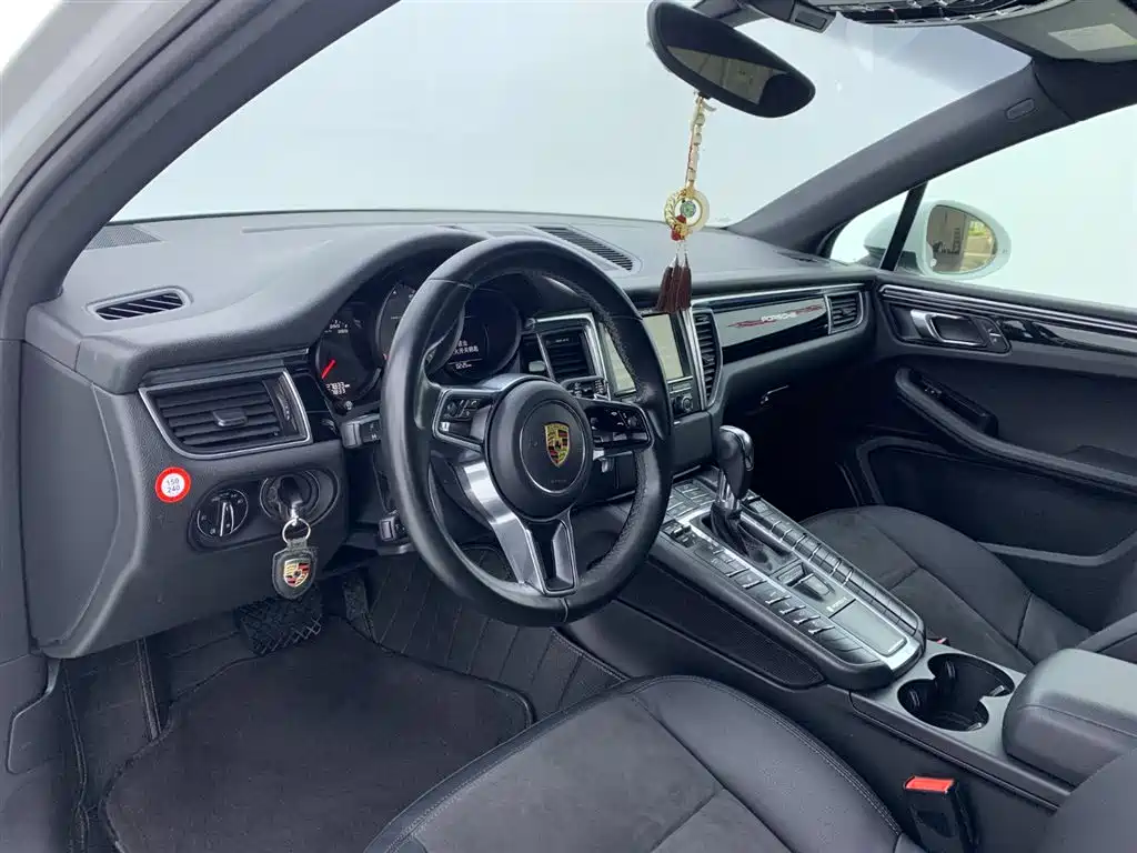 Porsche Macan 2016 Macan S 3.0T фото 15