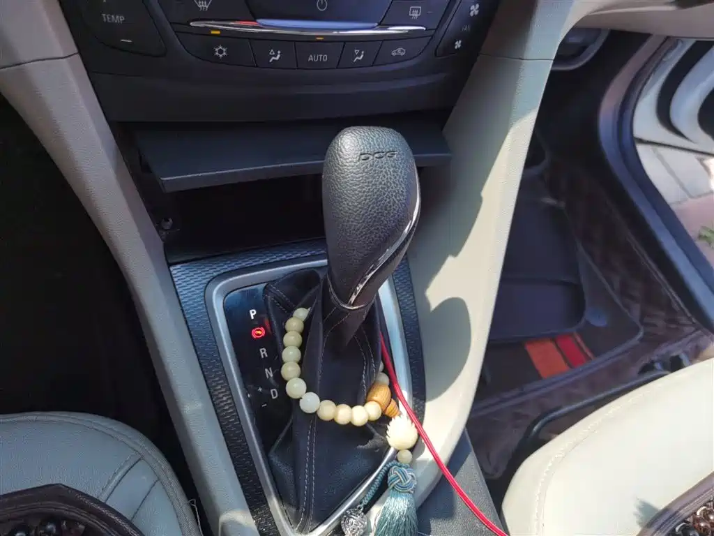 Buick Excelle 2019 15T DCT Connected Elite Type China VI фото 7