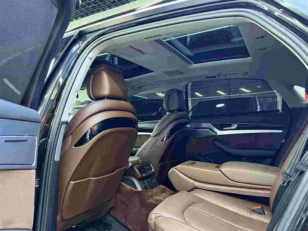 Audi A8 2013 A8L 45 TFSI quattro Comfort фото 6