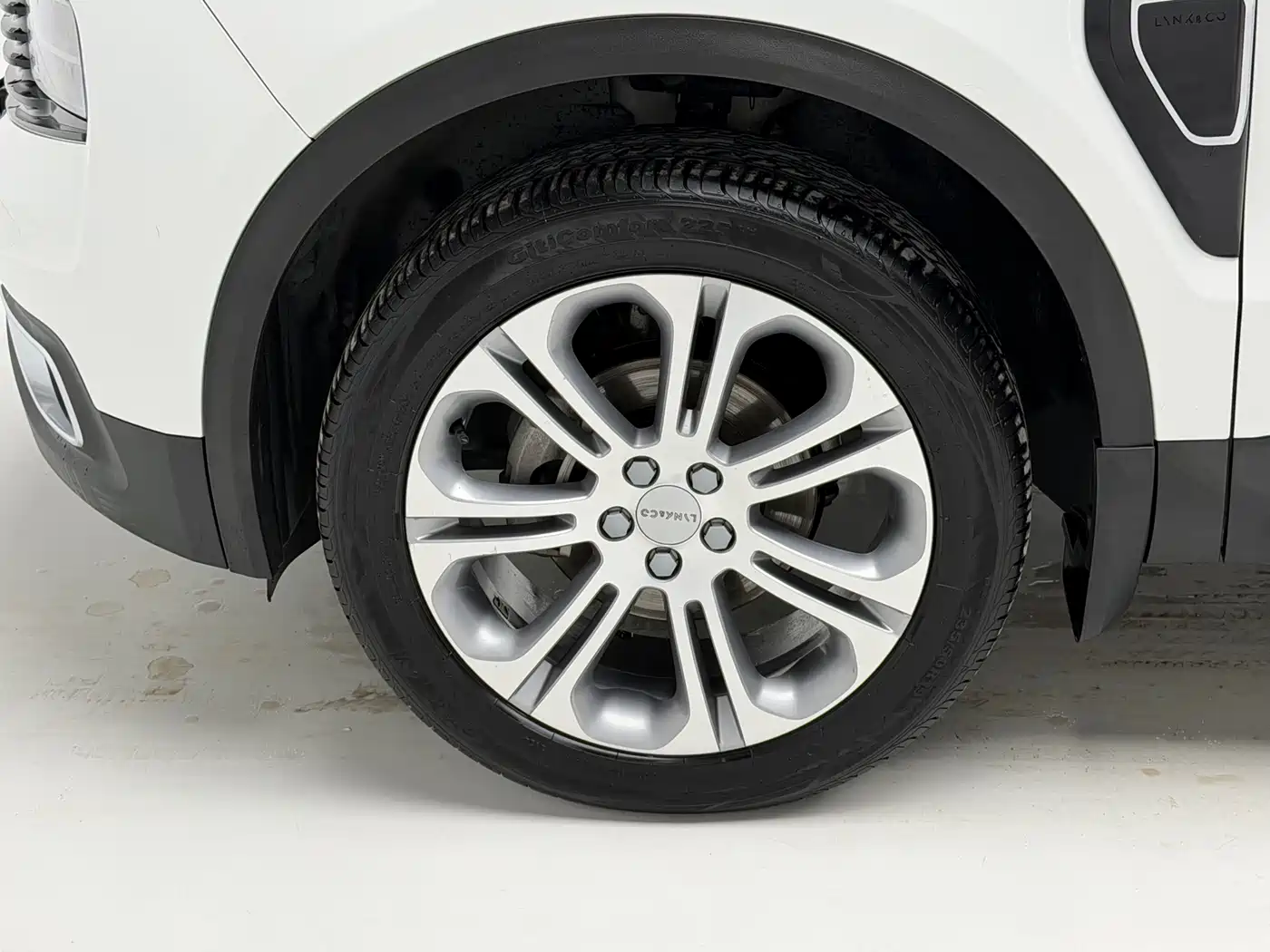 Lynk & Co 01 2019 2.0T 2WD Type Pro Version China VI фото 8