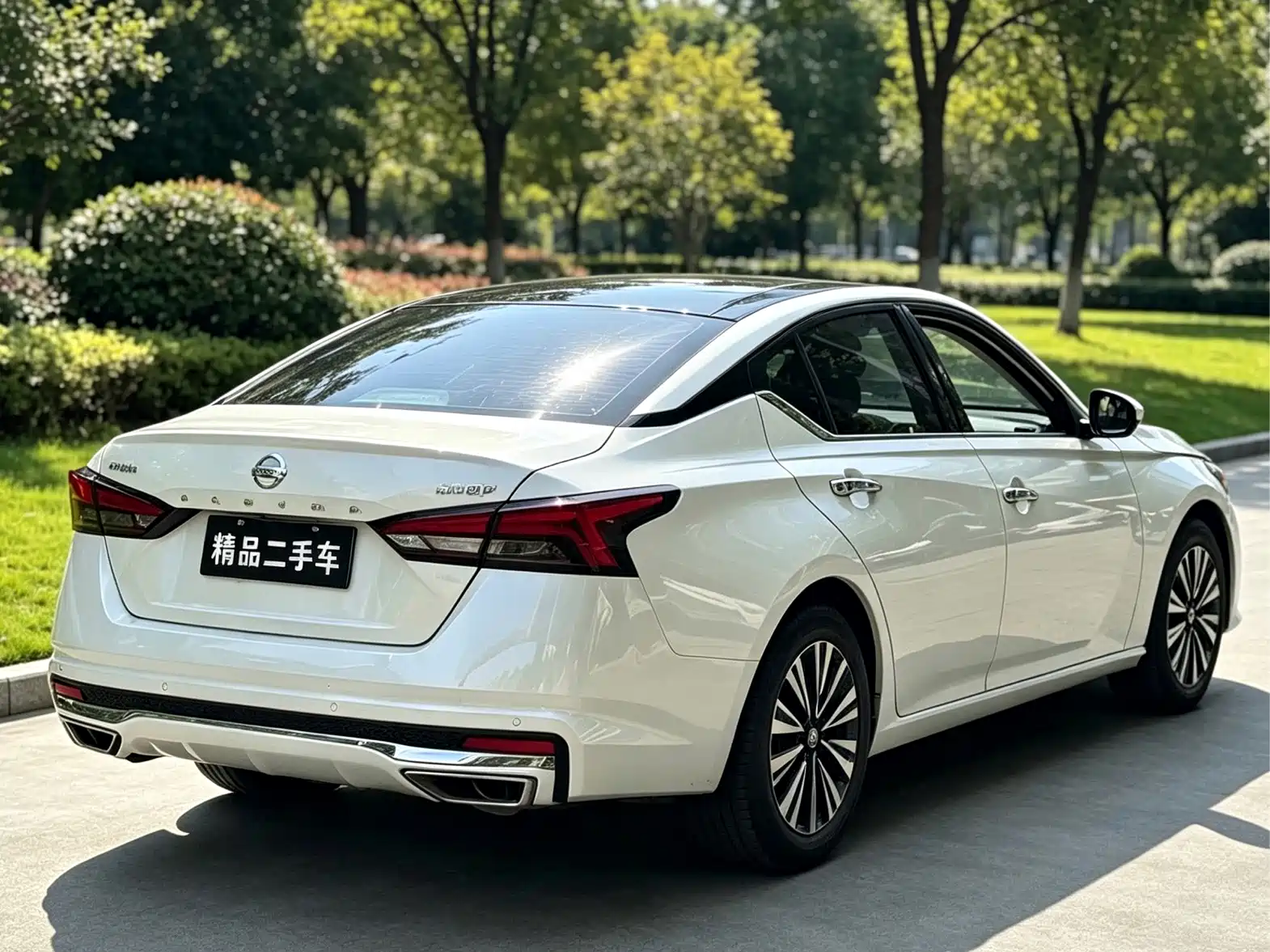 Photo 5 - Nissan Teana