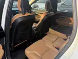 Фото 7 - Volvo XC90