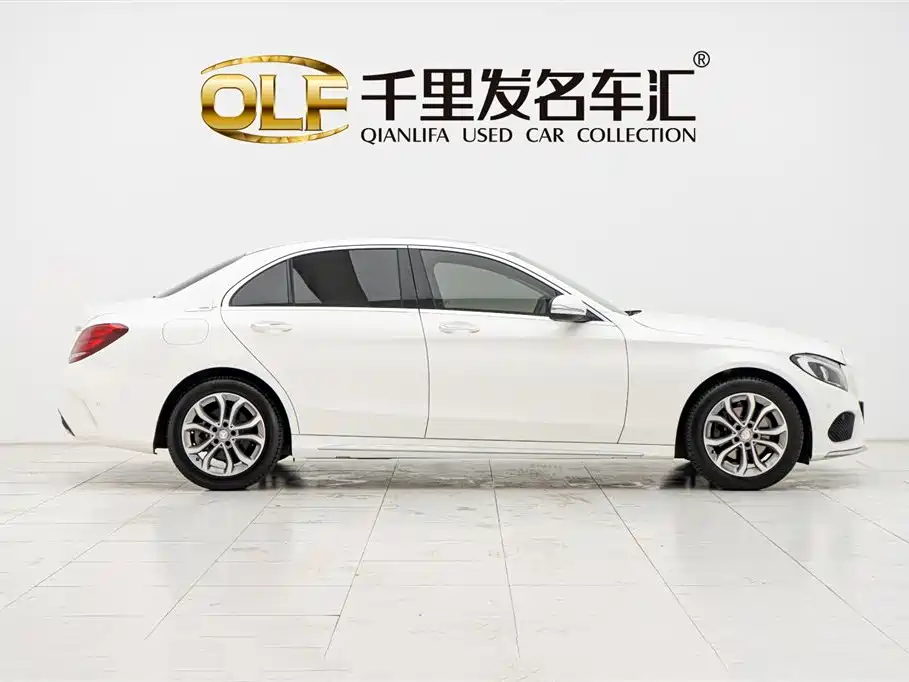 Mercedes-Benz C-Class 2016 C 180 L Sport фото 8
