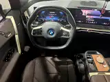 Photo 10 - BMW iX