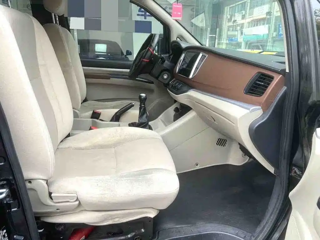 صورة 5 - Dongfeng Fengxing Lingzhi