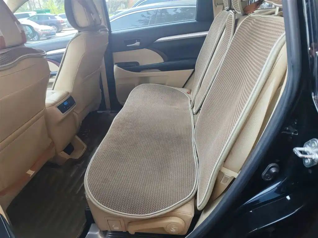 Toyota Highlander 2015 2.0T FWD Elite Edition 7-seater фото 15
