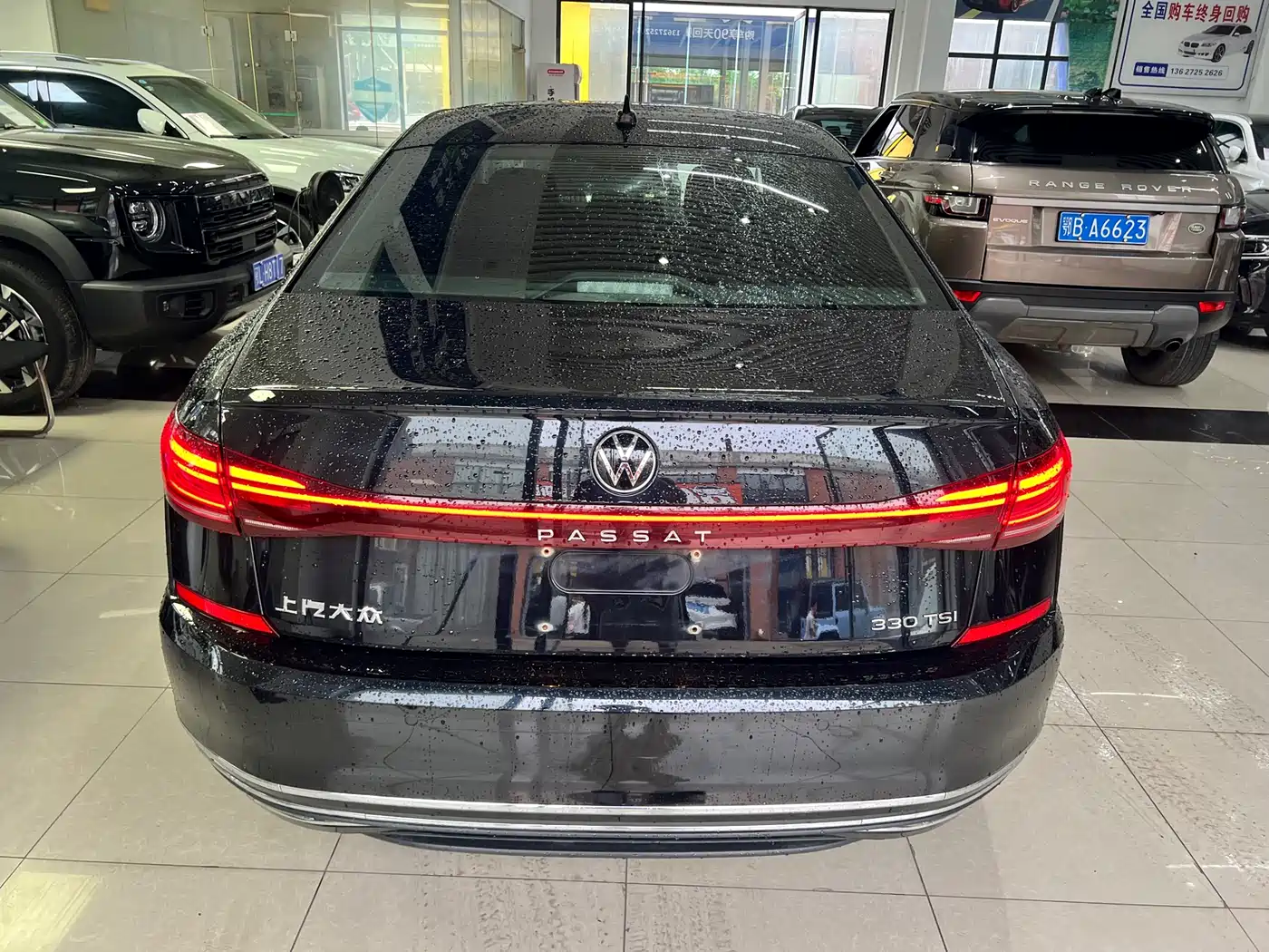 Volkswagen Passat 2022 330TSI Starlight Luxury Edition фото 10