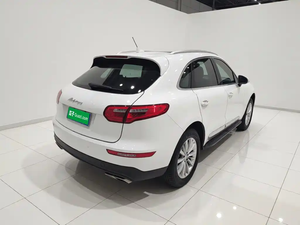 Zotye SR9 2017 2017 2.0T Manual Ultimate Light Edition