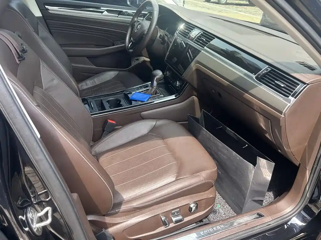 Volkswagen Phideon 2021 2021 380TSI Luxury Edition