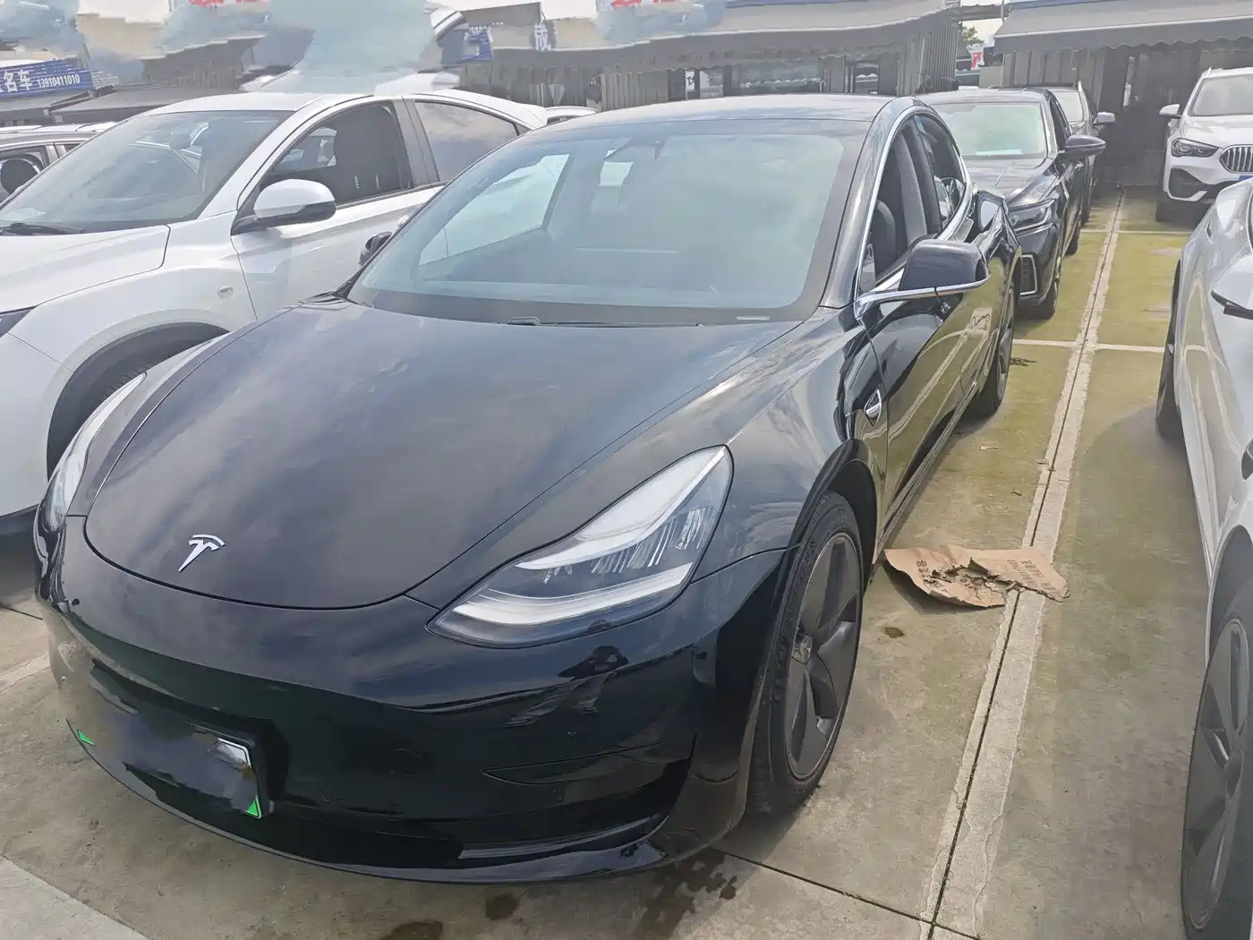 TESLA MODEL 3