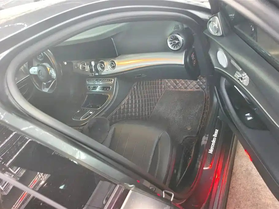 Mercedes-Benz E-Class (Import) 2019 Facelift E 300 Sport Edition фото 8