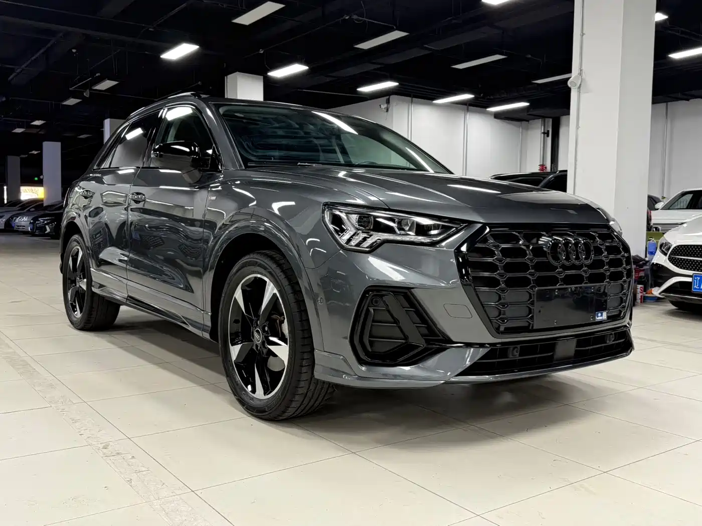 Audi Q3 2021 35 TFSI Fashion Sport фото 3