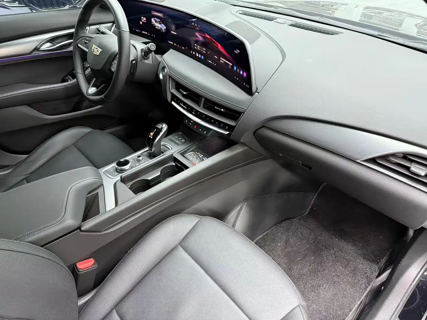 Cadillac CT5 2024 28T Luxury Model Pro фото 8