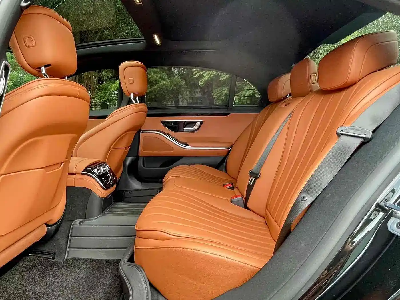 Mercedes-Benz S-Class 2024 S 400 L Business Edition фото 10