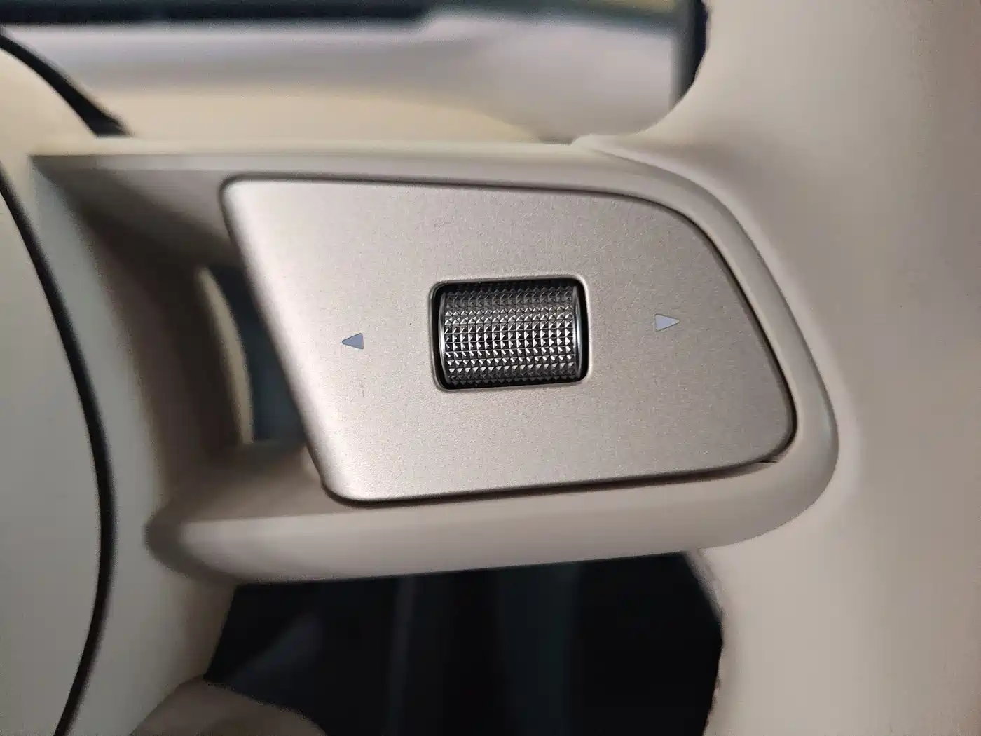 XIAOMI CAR XIAOMI YU7