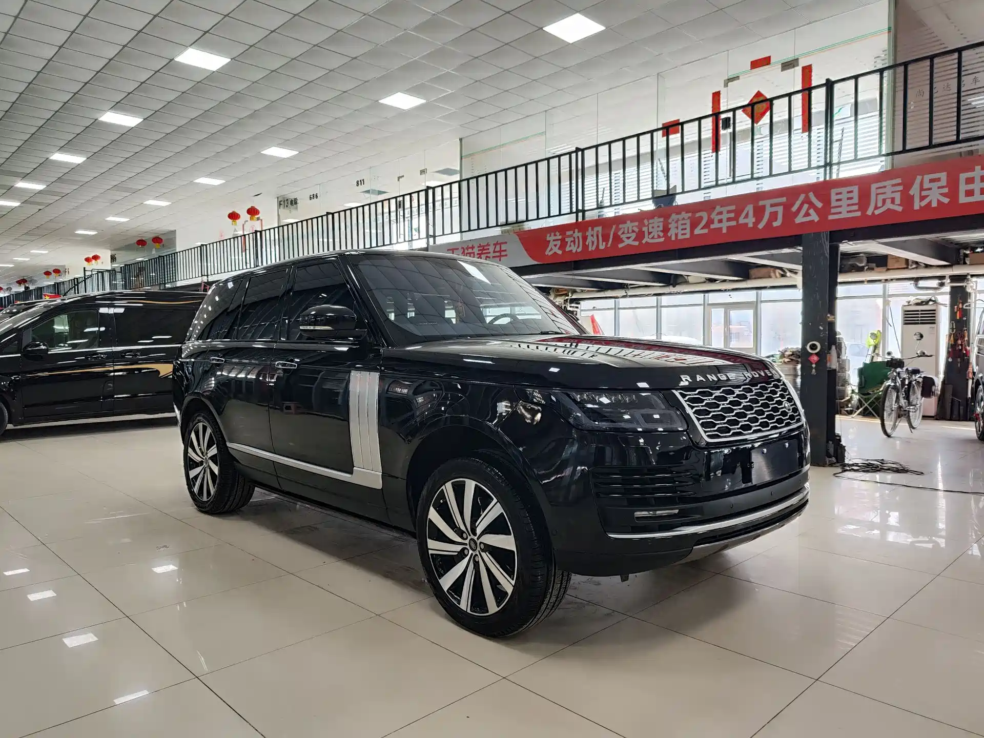 Фото 3 - Land Rover Range Rover