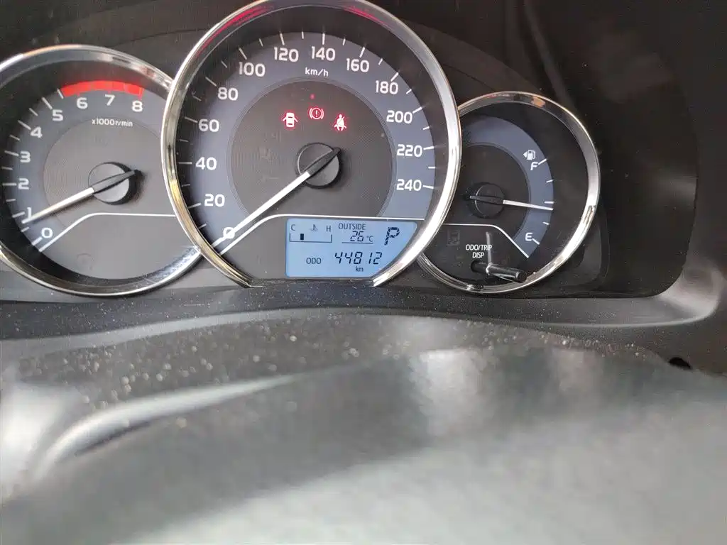 Toyota Corolla 2017 1.2T CVT GL фото 5