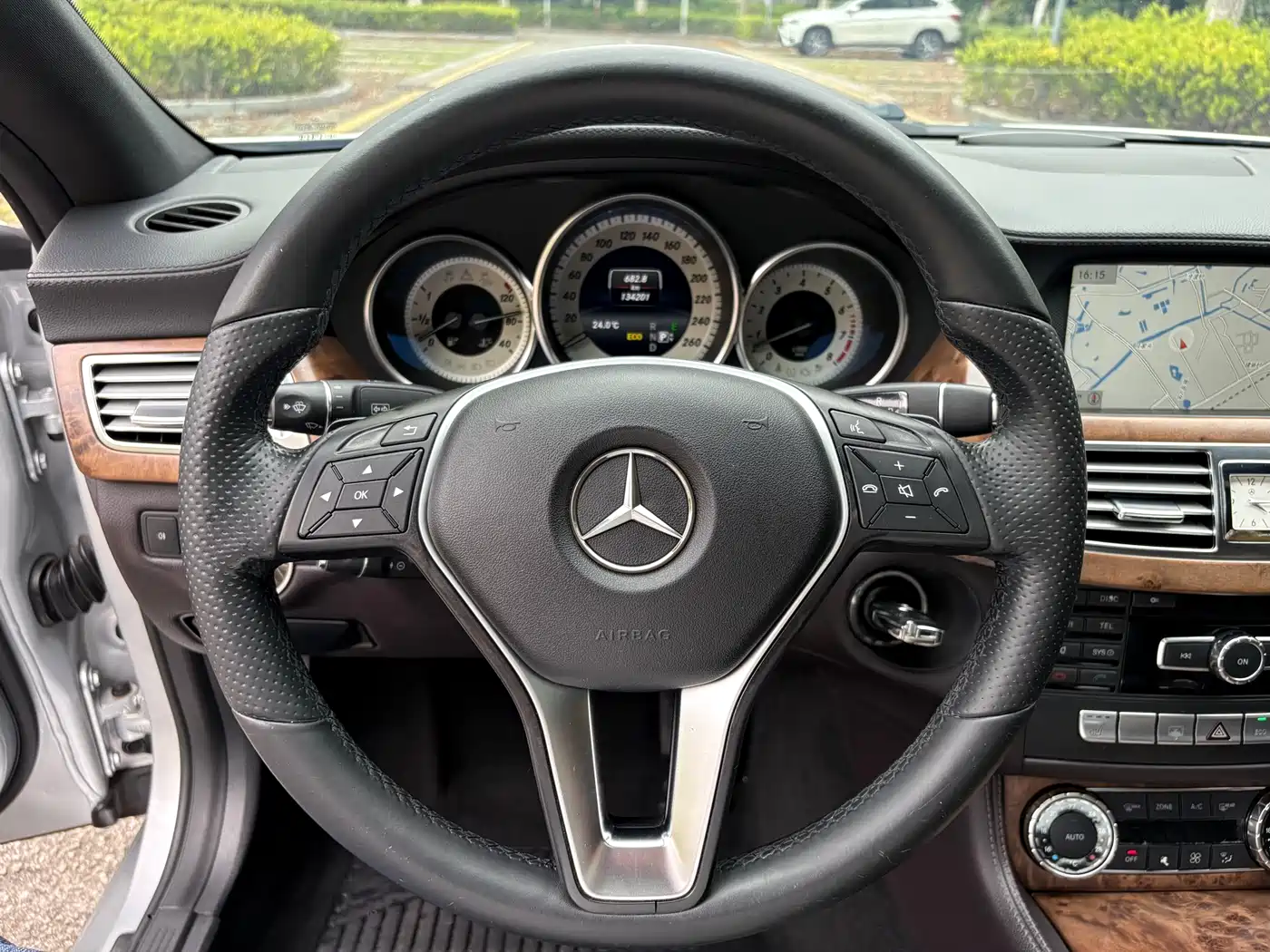 Mercedes-Benz CLS 2012 CLS 300 CGI фото 16