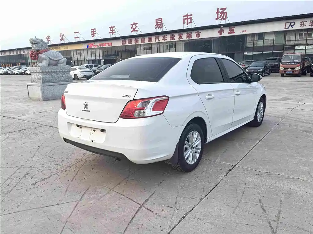Фото 7 - Peugeot 301