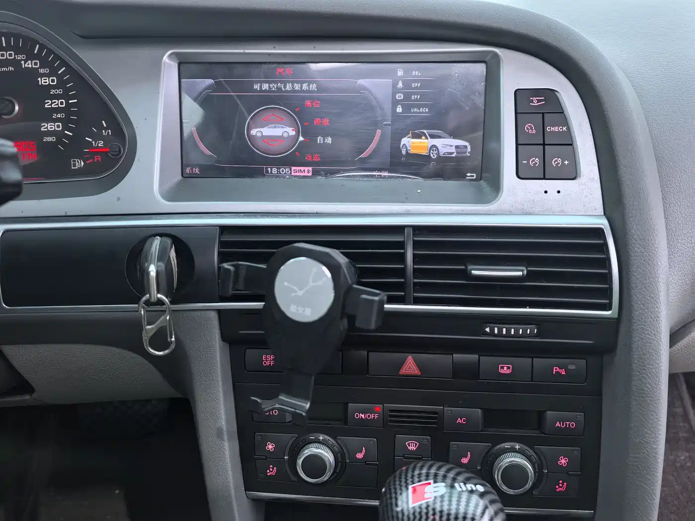 Audi A6L 2011 3.0 TFSI quattro Luxury фото 17