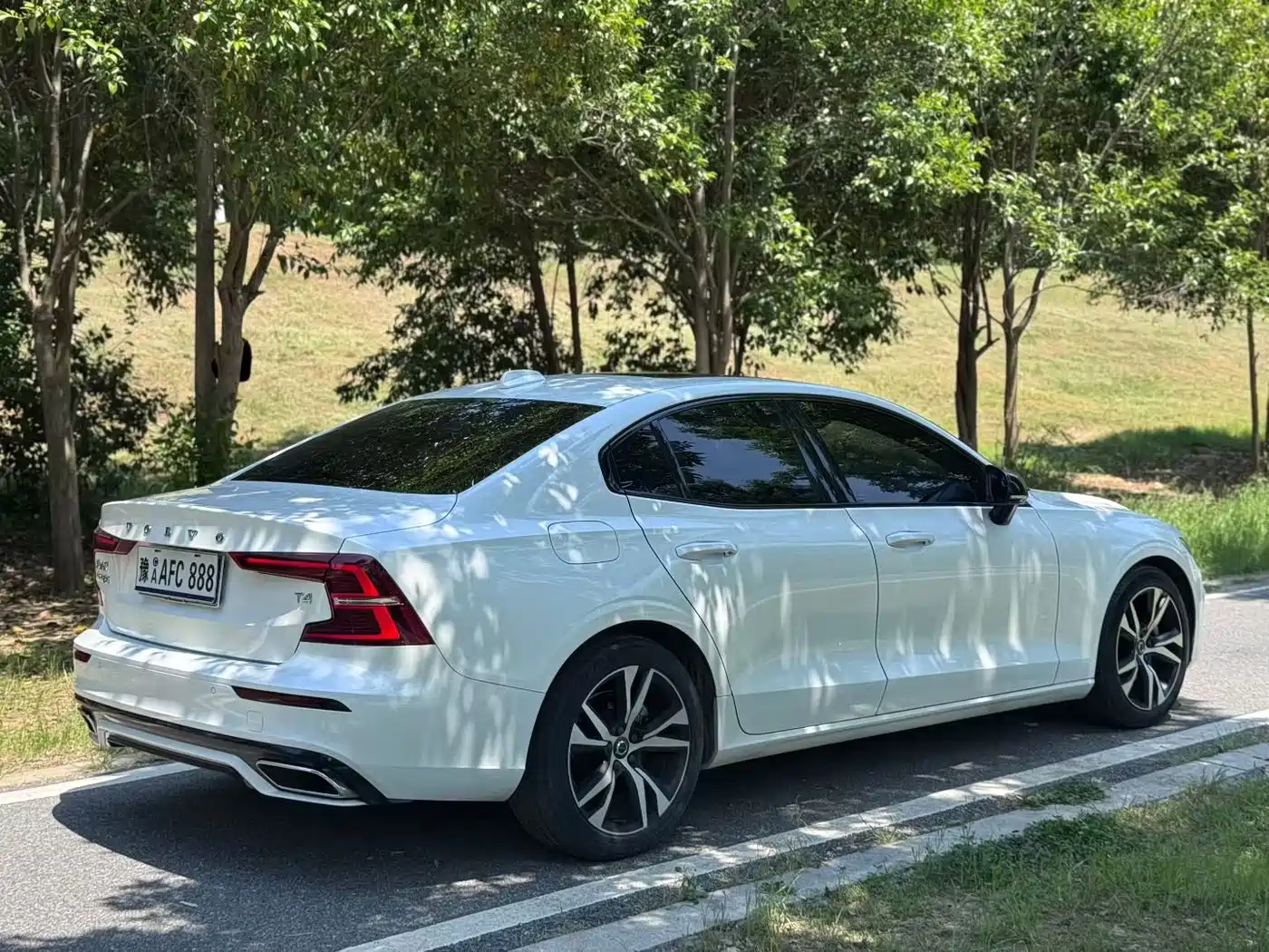 Volvo S60 2021 T4 Inscription Sport Edition фото 9