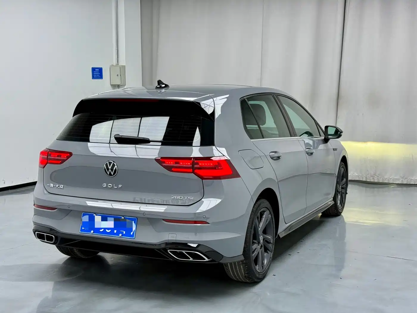 Volkswagen Golf 2023 Model 280TSI DSG R-Line фото 19