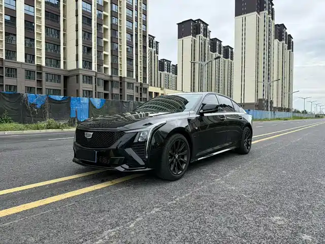 Cadillac CT5 2025 Model 28T Urban Sport Edition