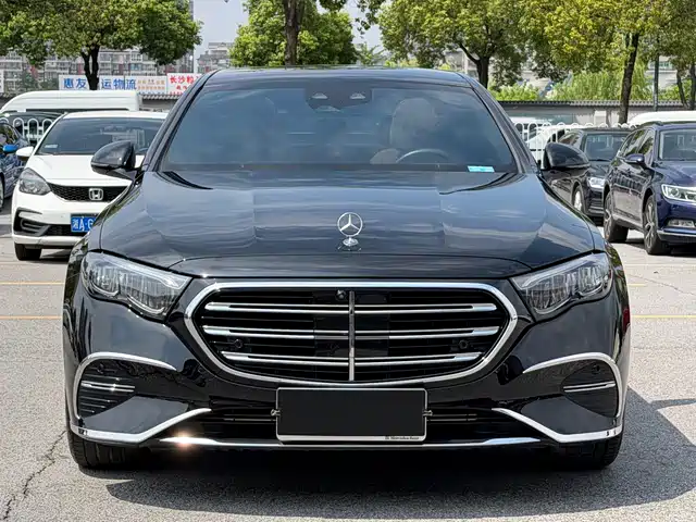 Mercedes-Benz E-Class 2024 Facelift E 300 L Fashion — фото 3