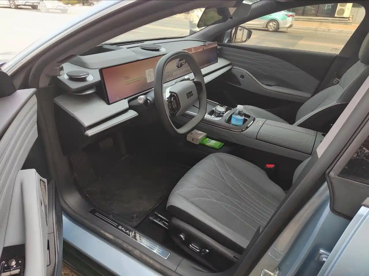 GEELY GALAXY GALAXY E8