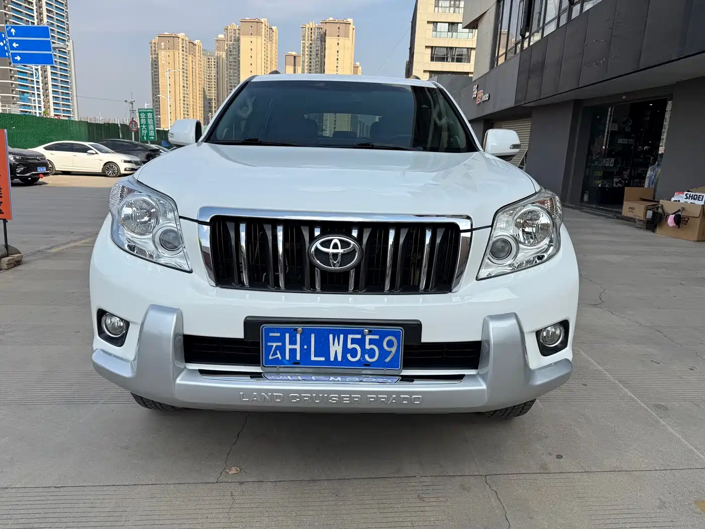Toyota Prado (Import) 2010 2.7L Automatic Standard фото 2