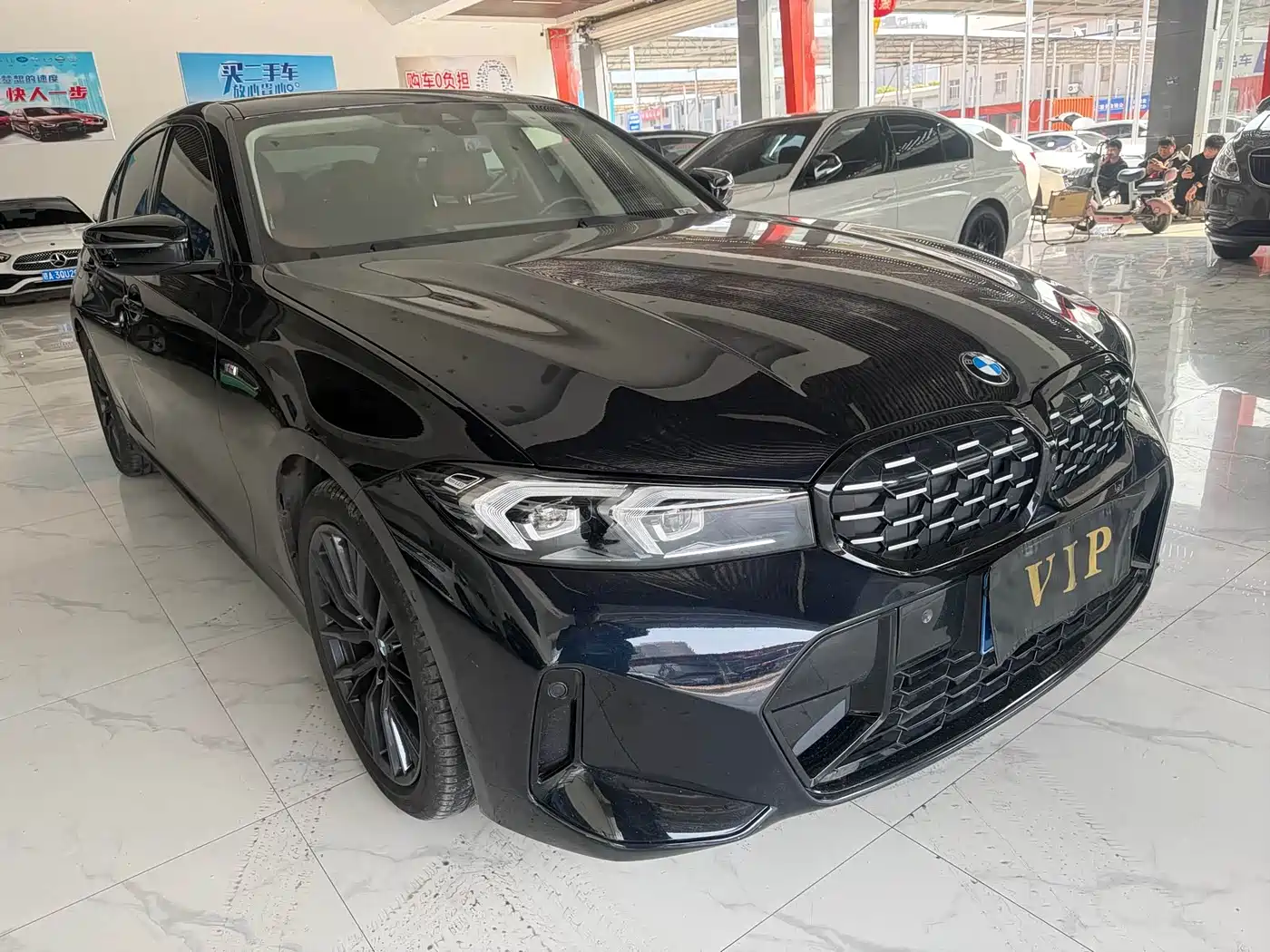 BMW 3 Series 2023 325Li M Sport Black Night Package фото 3