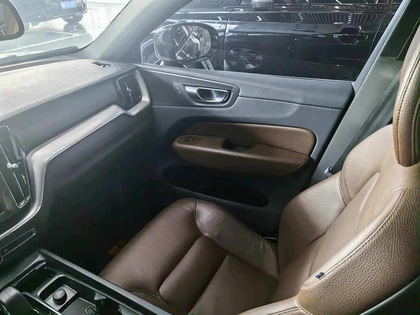 Photo 7 - Volvo XC60
