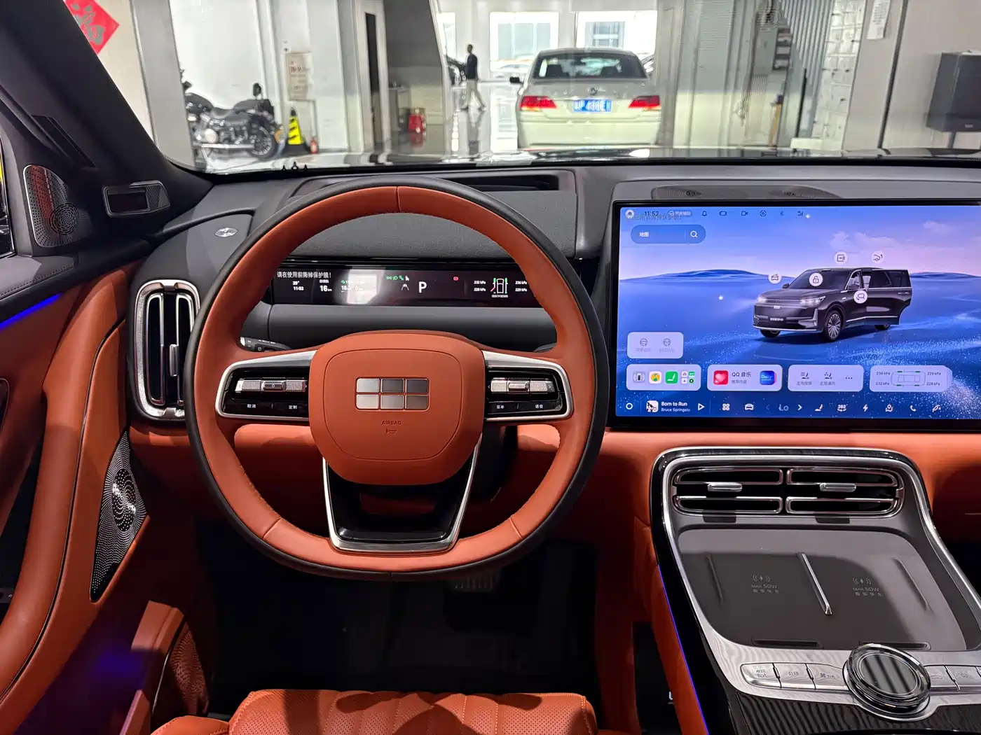 Geely Galaxy Galaxy M9 2025 2025 Base Model